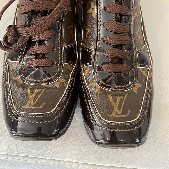 Louis Vuitton ladies size 38 1/2 - Picture 6 of 7